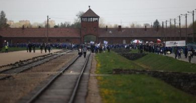 Bruselas busca preservar la memoria del Holocausto y condena su negacionismo